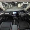 mitsubishi outlander-phev 2014 quick_quick_DLA-GG2W_GG2W-0100684 image 3