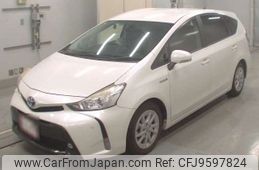 toyota prius-α 2015 CFJ9597824