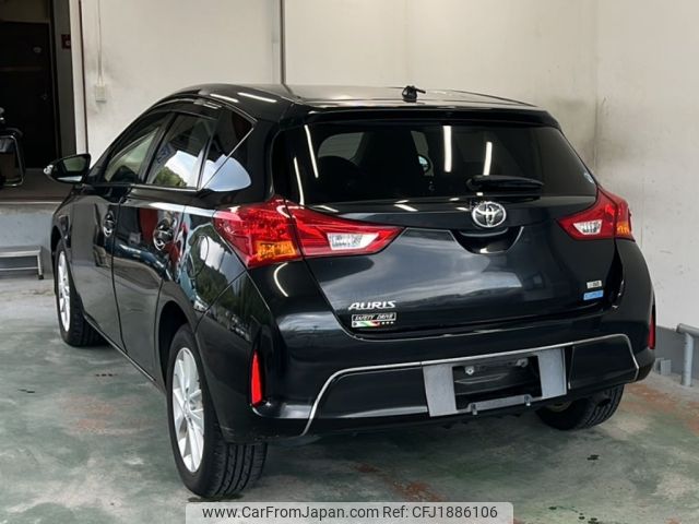 toyota auris 2013 CFJ1886106 image 2