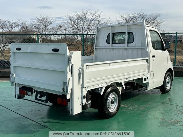 toyota townace-truck 2012 GOO_NET_EXCHANGE_0403635A30250127W001 image 2