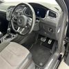 volkswagen tiguan 2017 -VOLKSWAGEN--VW Tiguan ABA-5NCZE--WVGZZZ5NZHW841495---VOLKSWAGEN--VW Tiguan ABA-5NCZE--WVGZZZ5NZHW841495- image 4