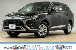 mitsubishi outlander 2018 CFJ1879979