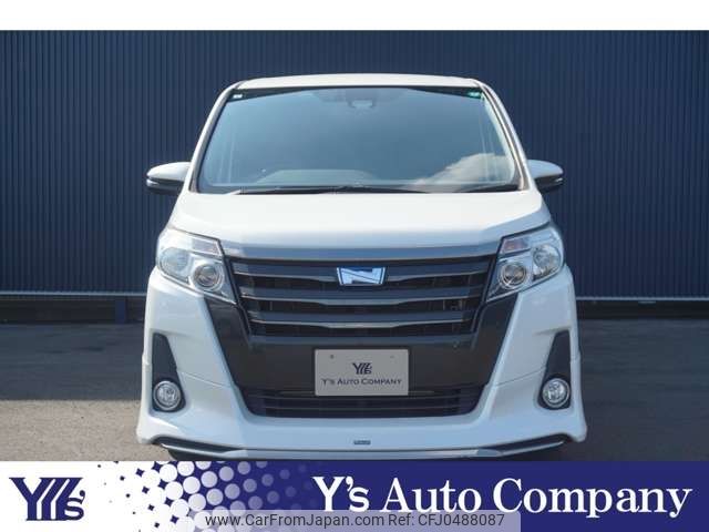 toyota noah 2017 -TOYOTA--Noah DAA-ZWR80W--ZWR80-0230498---TOYOTA--Noah DAA-ZWR80W--ZWR80-0230498- image 2