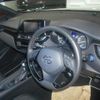 toyota c-hr 2017 CFJ1836763 image 3