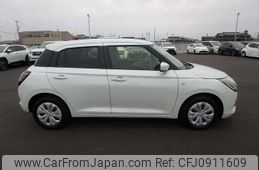 suzuki swift 2024 NIKYO_SY85750