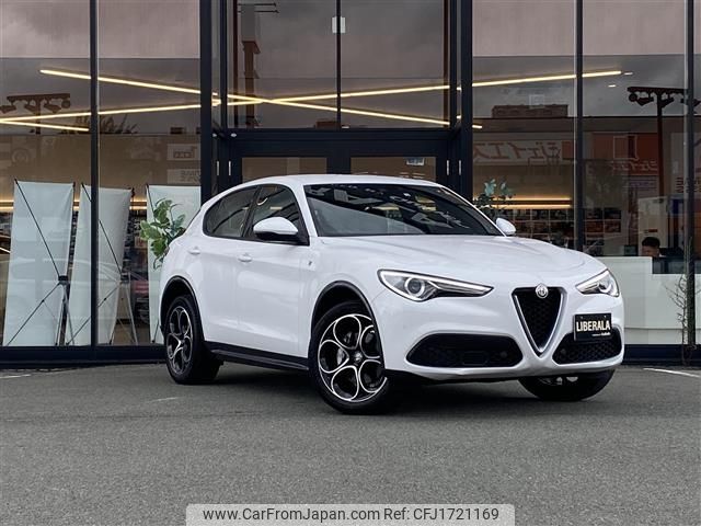 alfa-romeo stelvio 2022 CFJ1721169 image 1