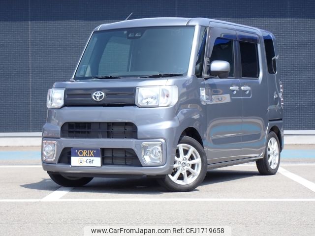 toyota pixis-mega 2020 CFJ1719658 image 1