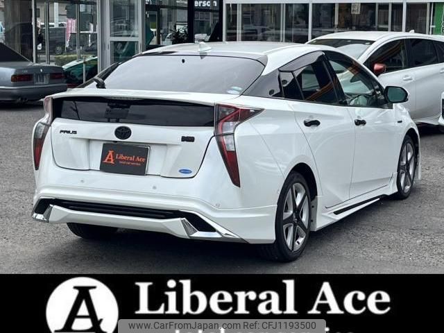 toyota prius 2017 quick_quick_DAA-ZVW51_ZVW51-6051445 image 2