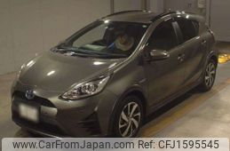 toyota aqua 2018 CFJ1595545
