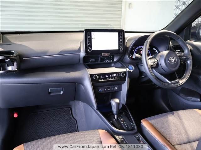 toyota yaris-cross 2024 CFJ1811030 image 2