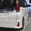 toyota noah 2016 -TOYOTA--Noah ZRR80W--0193690---TOYOTA--Noah ZRR80W--0193690- image 9