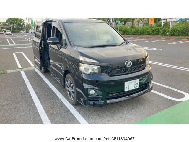 toyota voxy 2010 quick_quick_ZRR70W_ZRR70-0347891 image 1