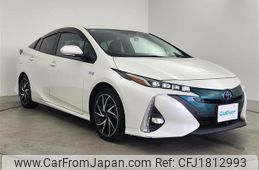 toyota prius-phv 2018 CFJ1812993