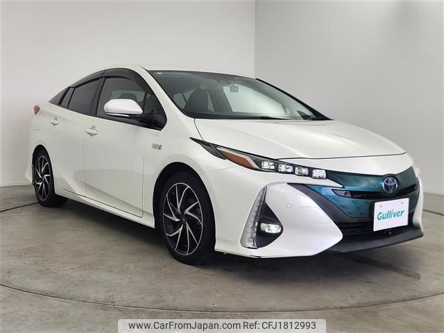 toyota prius-phv 2018 CFJ1812993 image 1