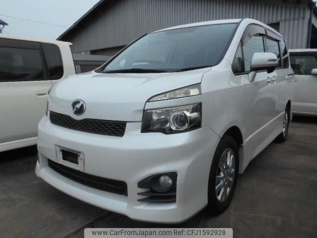 toyota voxy 2013 CFJ1592928 image 1