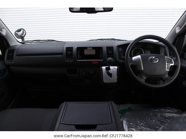 toyota hiace-van 2025 CFJ1778428 image 2