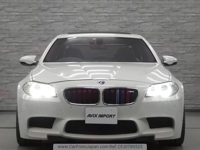 bmw m5 2012 quick_quick_FV44M_WBSFV92090DX95841 image 2