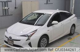 toyota prius 2017 -TOYOTA--Prius DAA-ZVW50--ZVW50-6096555---TOYOTA--Prius DAA-ZVW50--ZVW50-6096555-