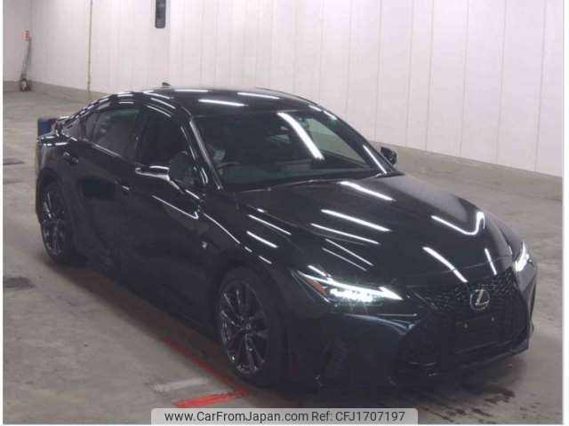 lexus is 2022 CFJ1707197 image 1