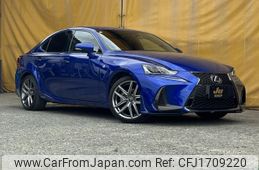 lexus is 2016 CFJ1709220