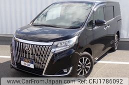 toyota esquire 2018 CFJ1786092