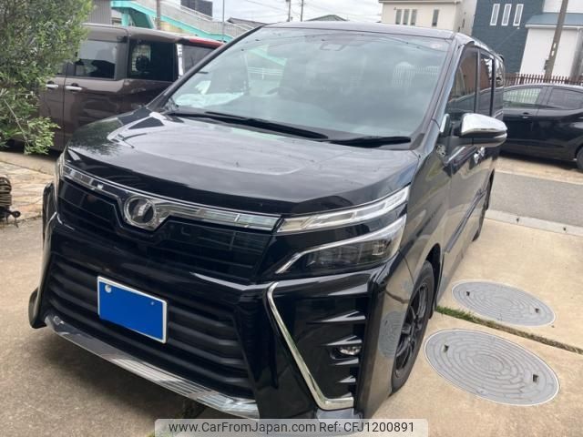 toyota voxy 2018 -TOYOTA--Voxy DBA-ZRR80W--ZRR80-0442060---TOYOTA--Voxy DBA-ZRR80W--ZRR80-0442060- image 1