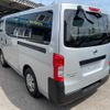 nissan nv350-caravan-van 2017 GOO_JP_700030018430240416001 image 9