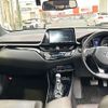 toyota c-hr 2017 -TOYOTA--C-HR DAA-ZYX10--ZYX10-2071479---TOYOTA--C-HR DAA-ZYX10--ZYX10-2071479- image 20