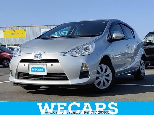 toyota aqua 2014 quick_quick_DAA-NHP10_NHP10-2331280 image 1