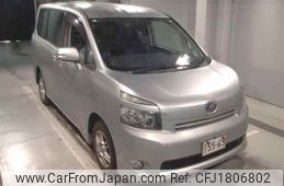 toyota voxy 2008 CFJ1806802