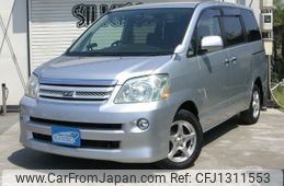 toyota noah 2006 CARSENSOR_JP_AU6397255974