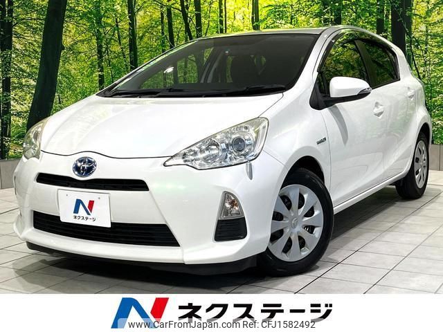 toyota aqua 2012 CFJ1582492 image 1