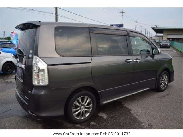 toyota voxy 2011 -TOYOTA--Voxy DBA-ZRR70W--ZRR70-0452135---TOYOTA--Voxy DBA-ZRR70W--ZRR70-0452135- image 2