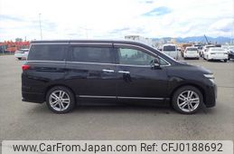 nissan elgrand 2010 NIKYO_GM85624