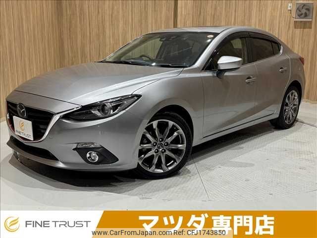 mazda axela 2016 CFJ1743850 image 1