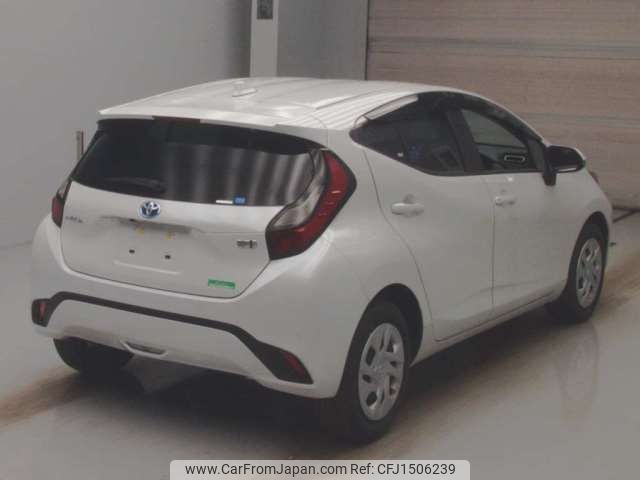 toyota aqua 2021 CFJ1506239 image 2