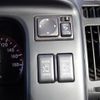 nissan serena 2010 CFJ1732792 image 19