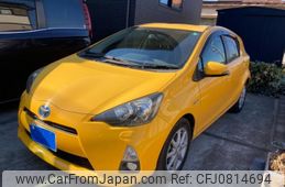 toyota aqua 2013 -TOYOTA--AQUA DAA-NHP10--NHP10-2271345---TOYOTA--AQUA DAA-NHP10--NHP10-2271345-