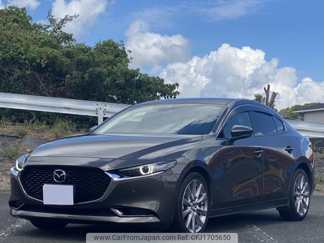 mazda mazda3 2019 CFJ1705650 image 1