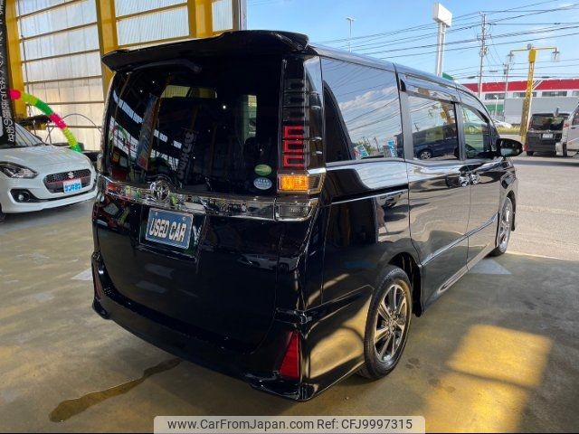 toyota voxy 2018 -TOYOTA--Voxy ZRR80W--0411312---TOYOTA--Voxy ZRR80W--0411312- image 2