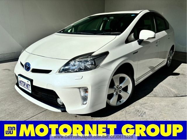 toyota prius 2013 -TOYOTA--Prius DAA-ZVW30--ZVW30-1708621---TOYOTA--Prius DAA-ZVW30--ZVW30-1708621- image 1