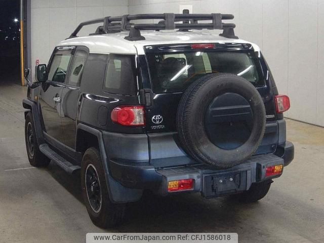 toyota fj-cruiser 2016 CFJ1586018 image 2