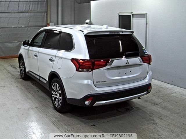 mitsubishi outlander 2017 -MITSUBISHI--Outlander GF8W-0401768---MITSUBISHI--Outlander GF8W-0401768- image 2