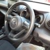 toyota yaris-cross 2021 CFJ1750492 image 8