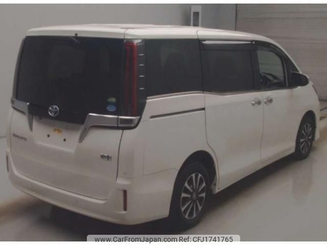 toyota esquire 2021 CFJ1741765 image 2