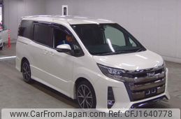 toyota noah 2017 CFJ1640778