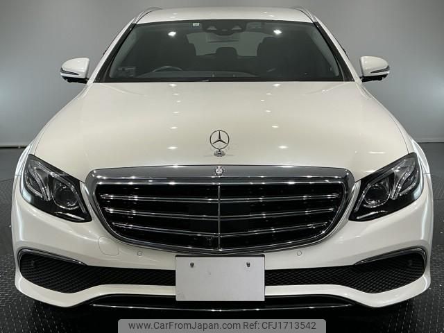 mercedes-benz e-class-station-wagon 2017 CFJ1713542 image 2