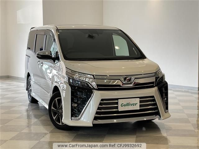 toyota voxy 2018 -TOYOTA--Voxy DBA-ZRR80W--ZRR80-0439890---TOYOTA--Voxy DBA-ZRR80W--ZRR80-0439890- image 1