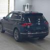 volkswagen tiguan 2017 -VOLKSWAGEN--VW Tiguan ABA-5NCZE--WVGZZZ5NZHW850243---VOLKSWAGEN--VW Tiguan ABA-5NCZE--WVGZZZ5NZHW850243- image 4