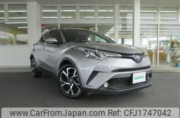 toyota c-hr 2017 CFJ1747042